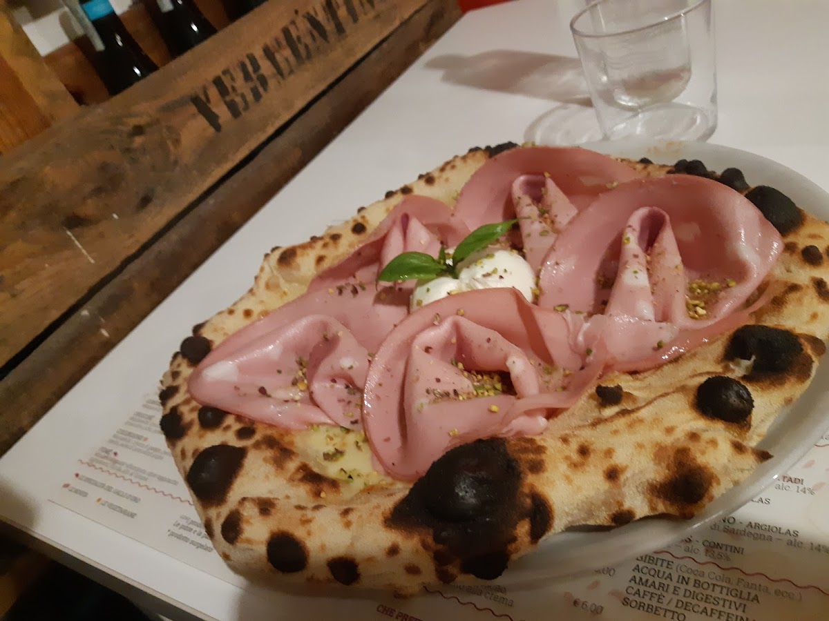 Pizzeria Gallo d'Oro - Photo 4