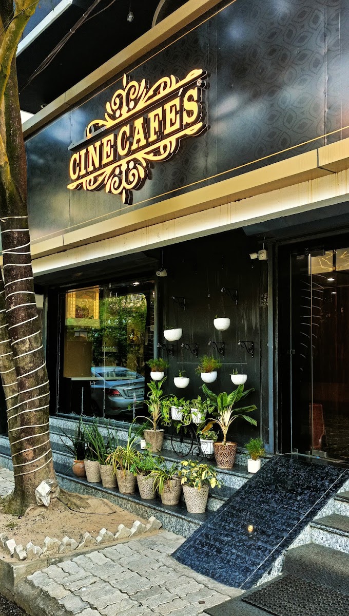 Cine Cafes Sector V
