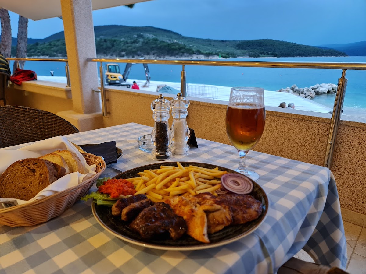 Restaurant Nono Frane (Camping Kovacine) - Photo 1