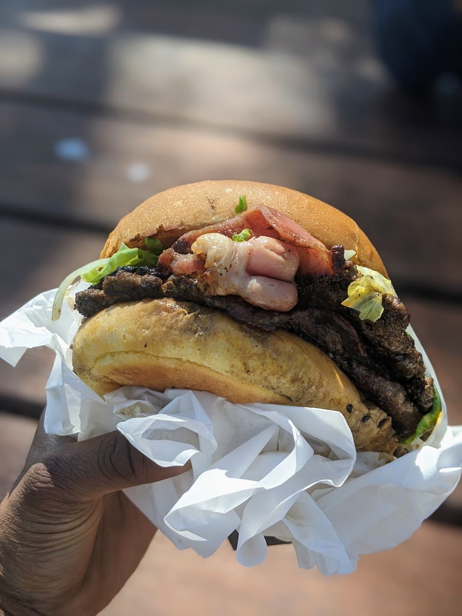 Burgertron - Photo 9