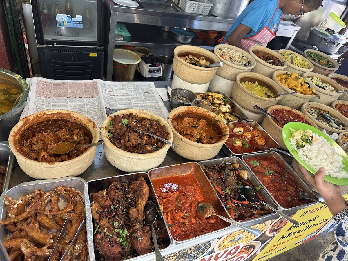 Lawanya Food Corner - Photo 2