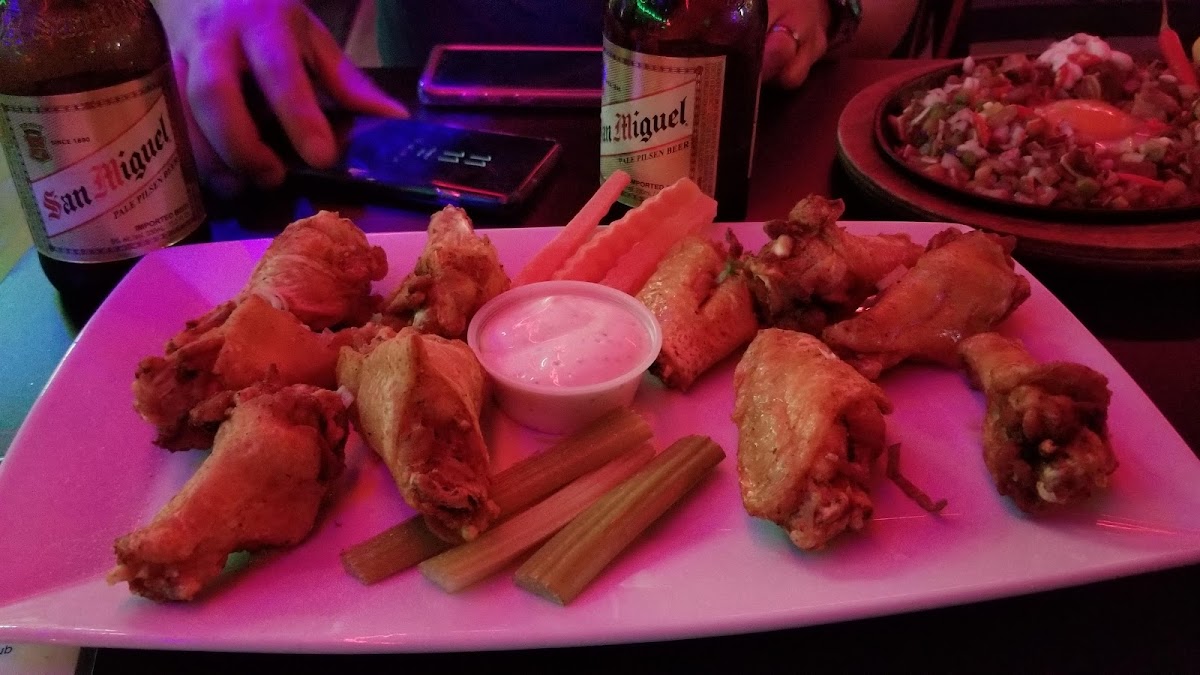 Buko Resto-Bar - Photo 9