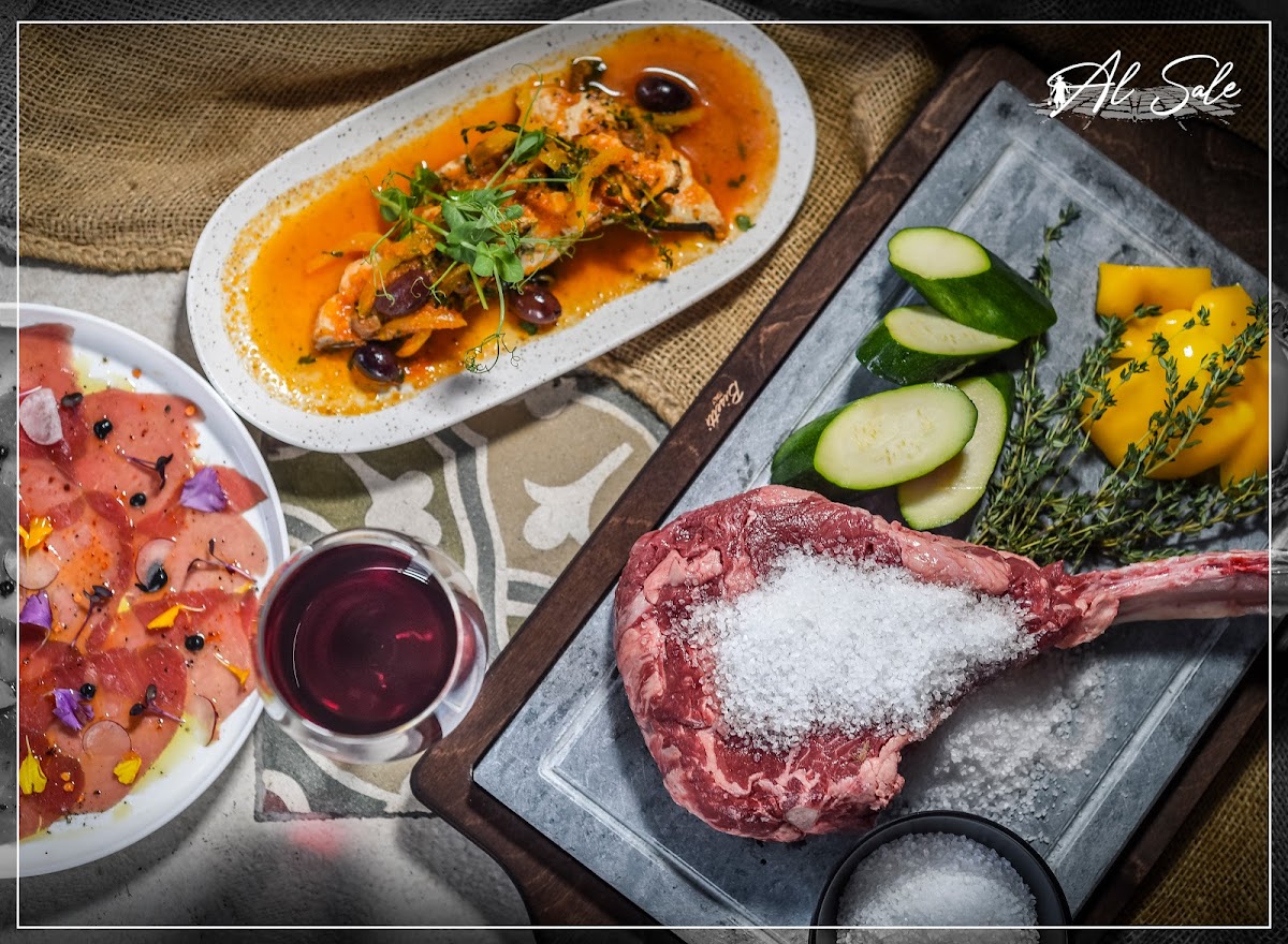 Al Sale Restaurant - Photo 1