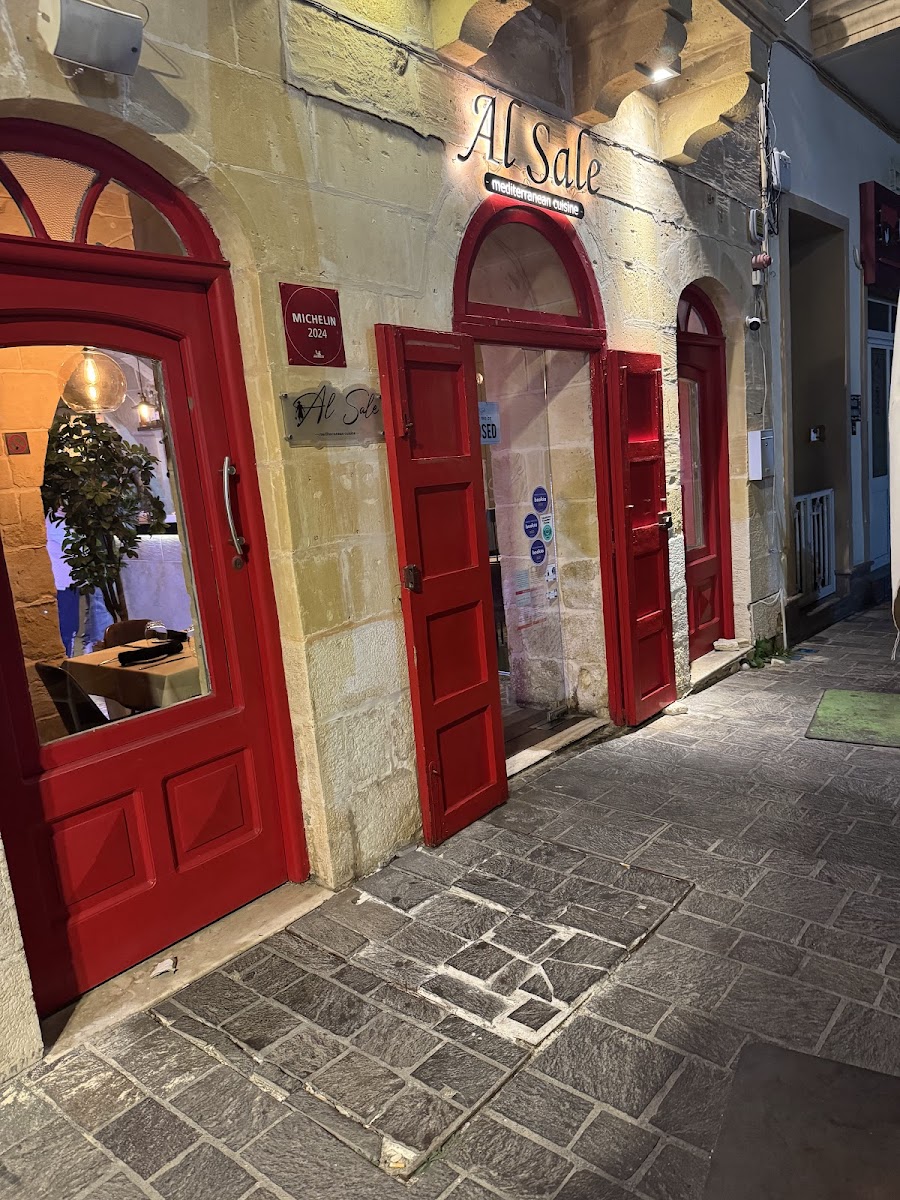 Al Sale Restaurant - Photo 4