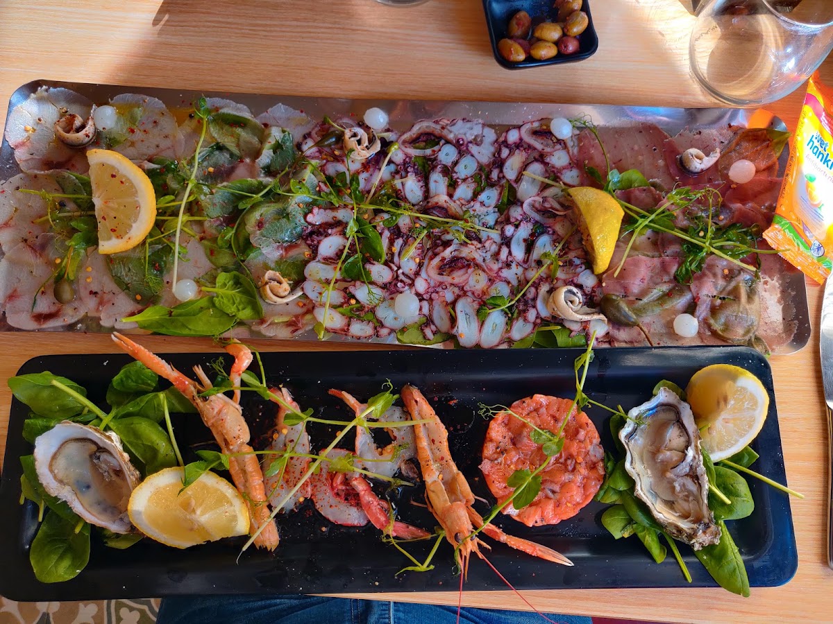 Al Sale Restaurant - Photo 8