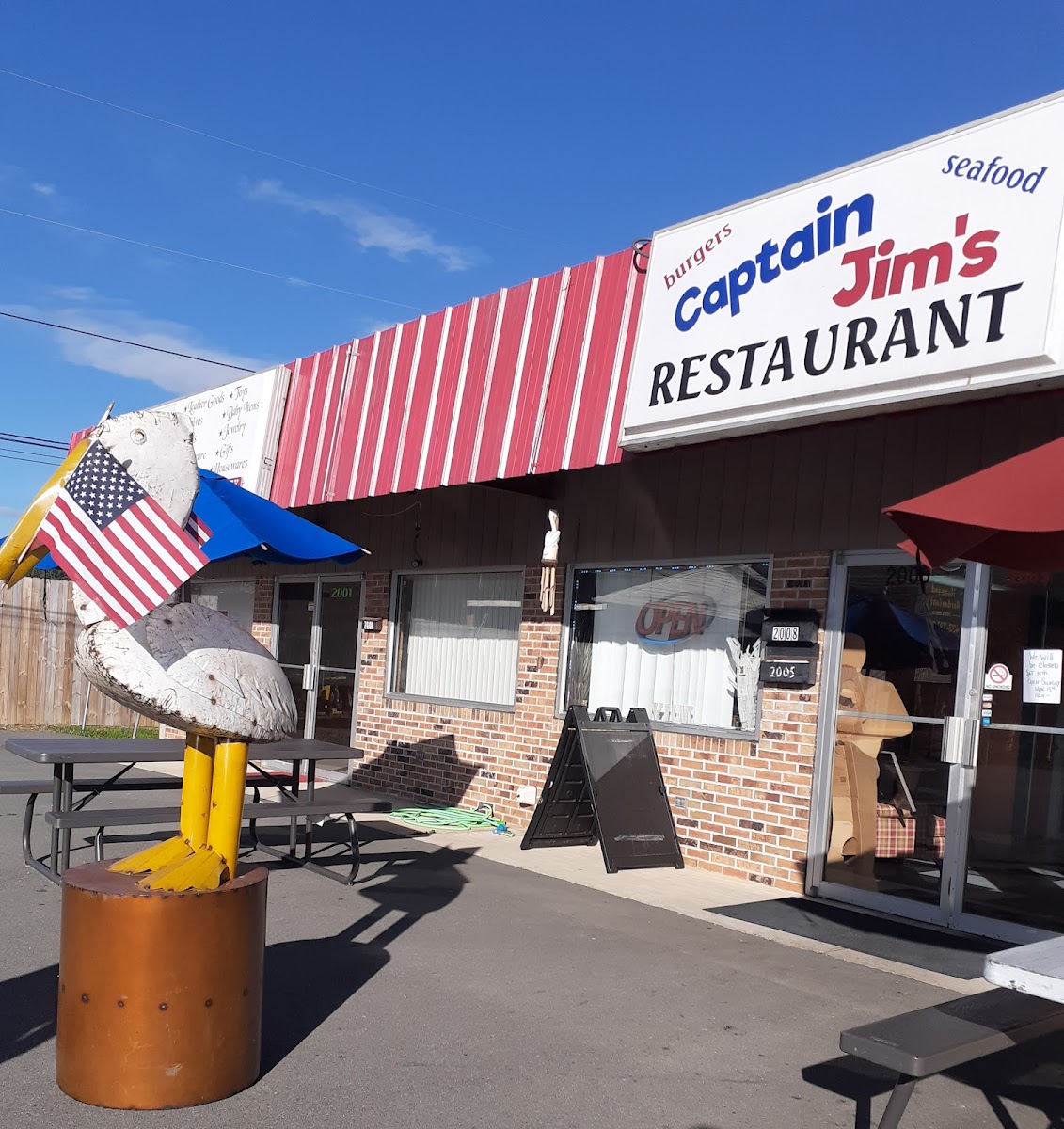 Captain Jim's Restaurant And Seafood - Photo 3