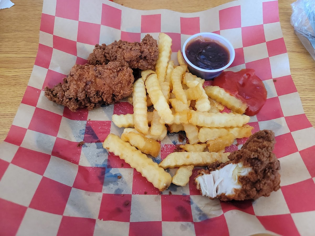 Captain Jim's Restaurant And Seafood - Photo 8