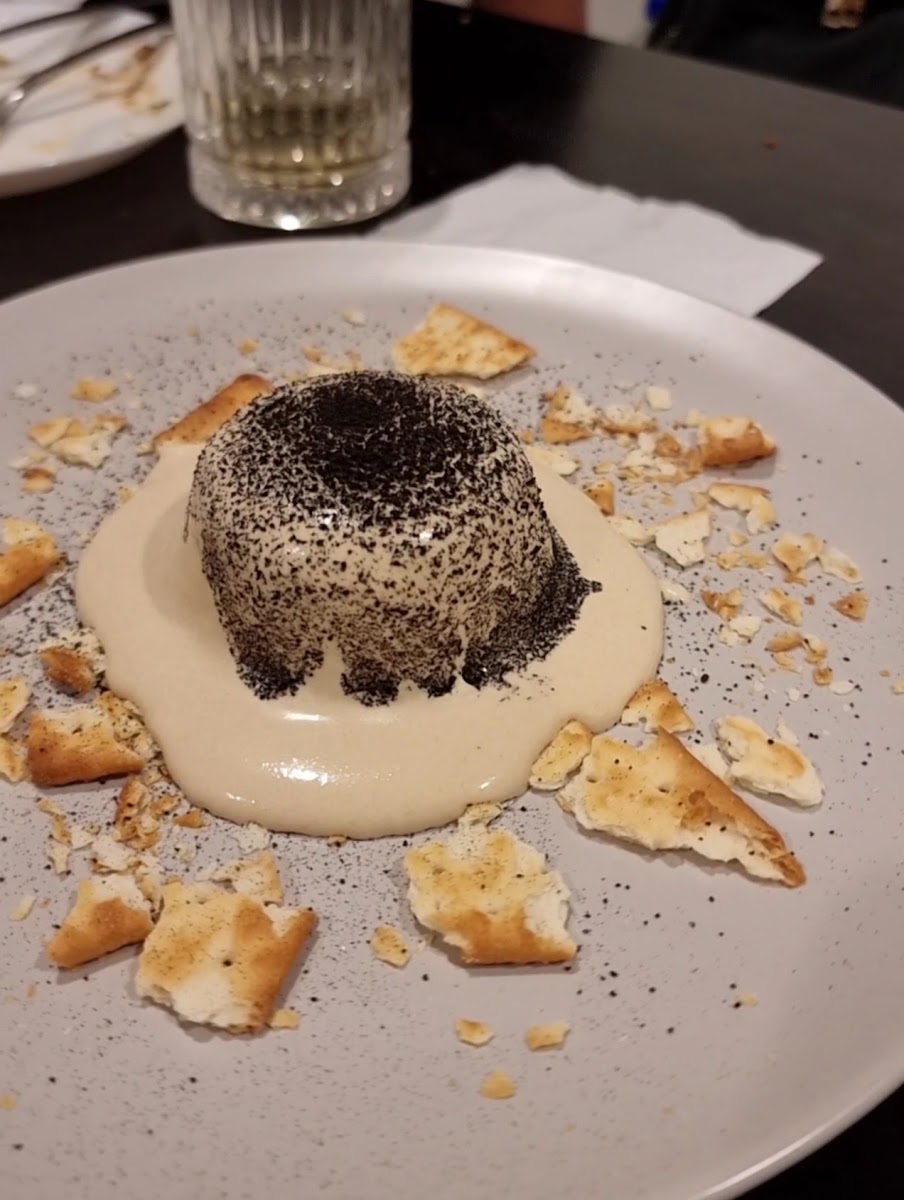 175 Gallery Cafe - Photo 1