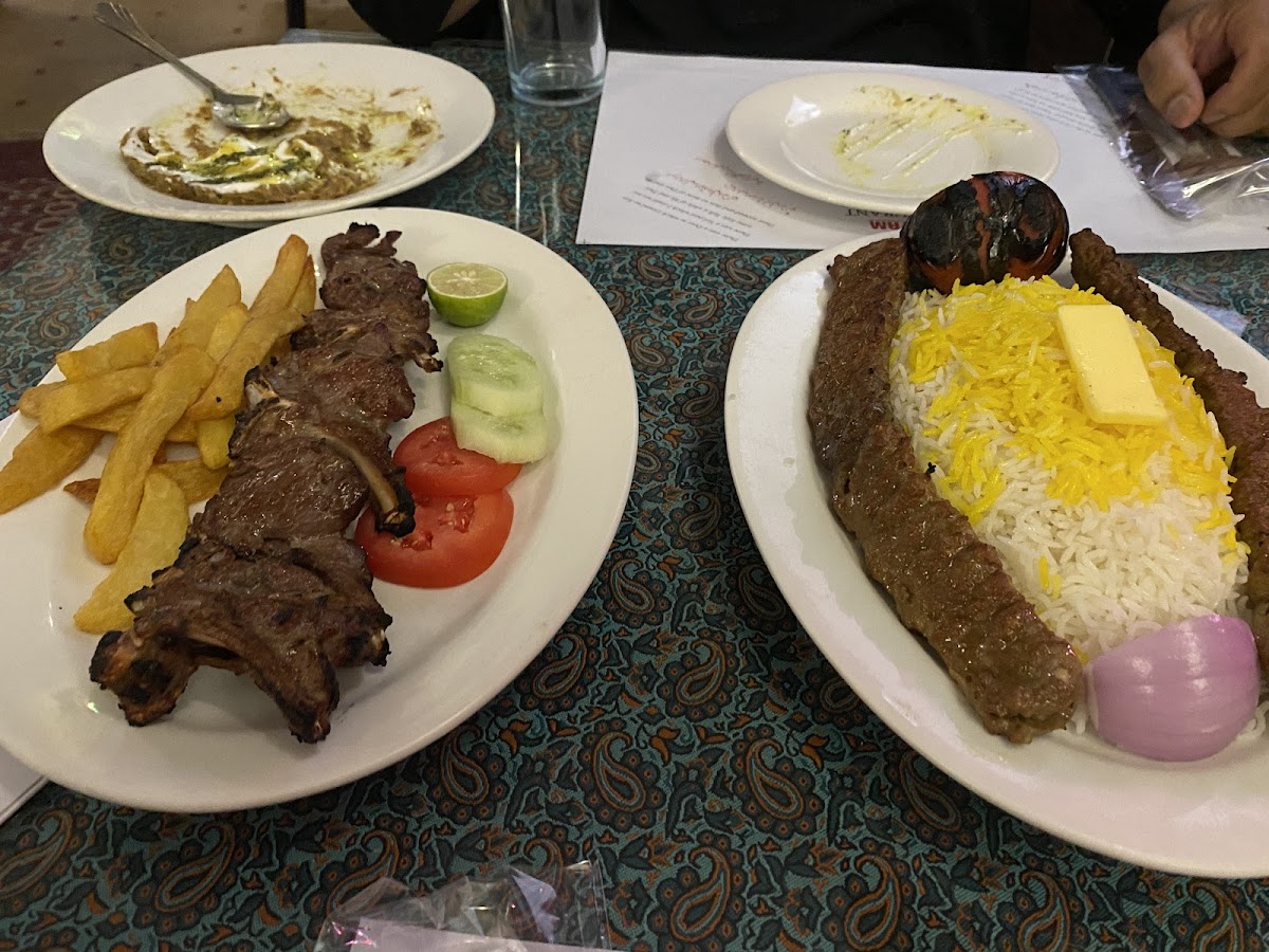 Omar Khayyam Iranian Restaurant - Photo 3