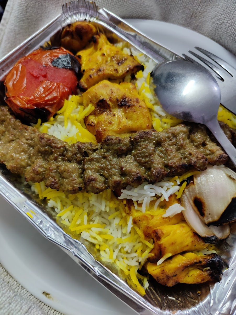 Omar Khayyam Iranian Restaurant - Photo 4