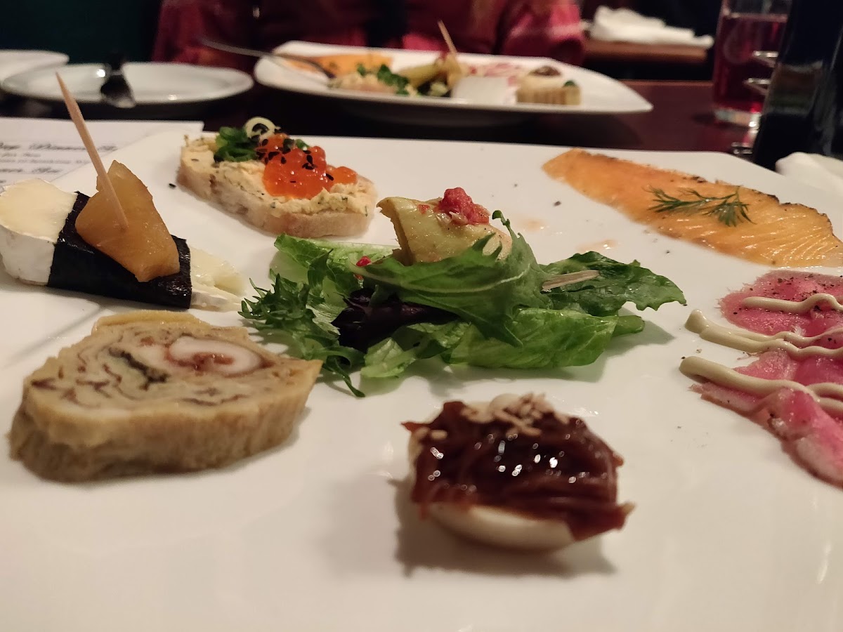 Camino Bistro - Photo 5