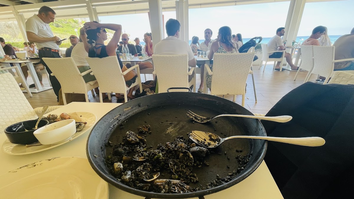 Mirablau Beach Bar & Restaurant - Photo 6