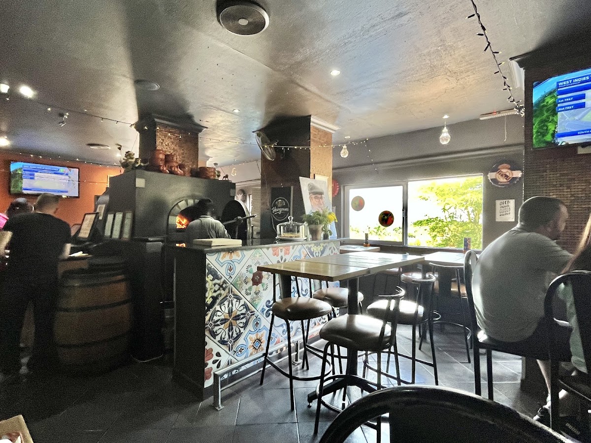 The Hang Over Sports Bar - Photo 2