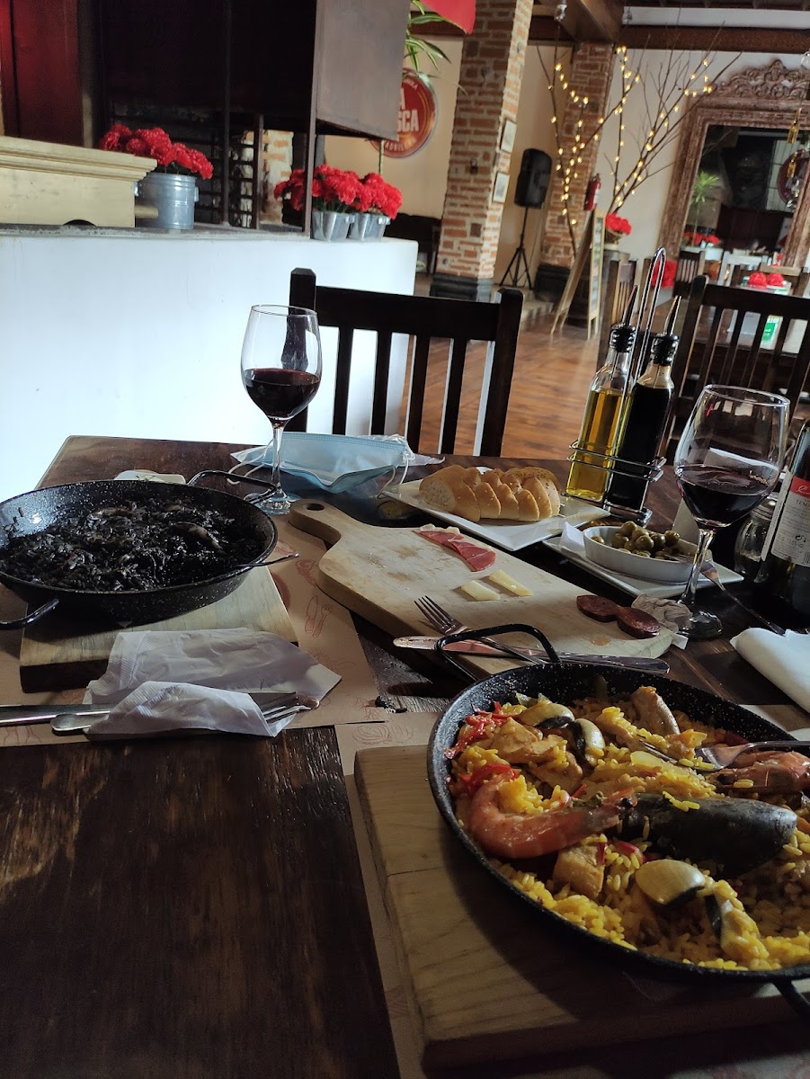 La Tasca Madrilena - Photo 5