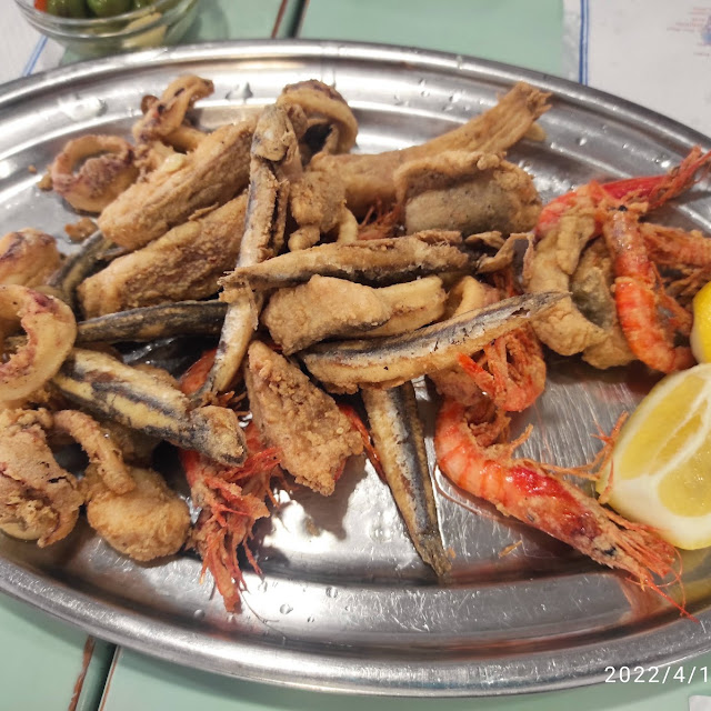 Gall De Sant Pere I Calamar Tot A La Planxa