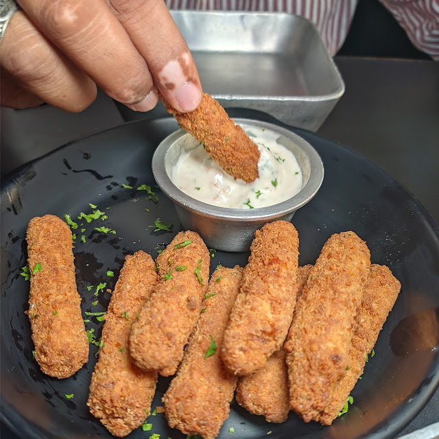 Fish Finger in Tartar Sauce