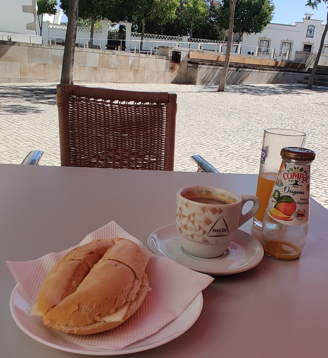 Cafe D. Rosa - Photo 4