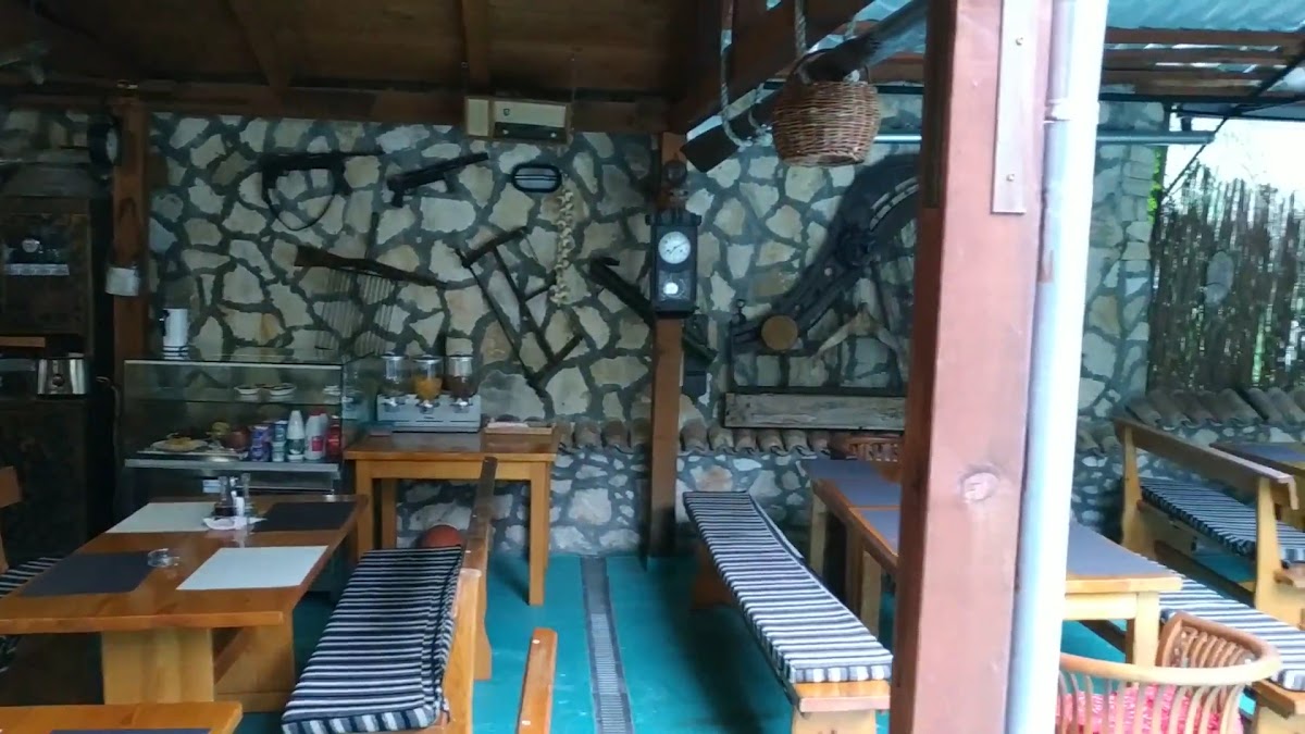 Bistro 'Zvonimir' - Photo 1