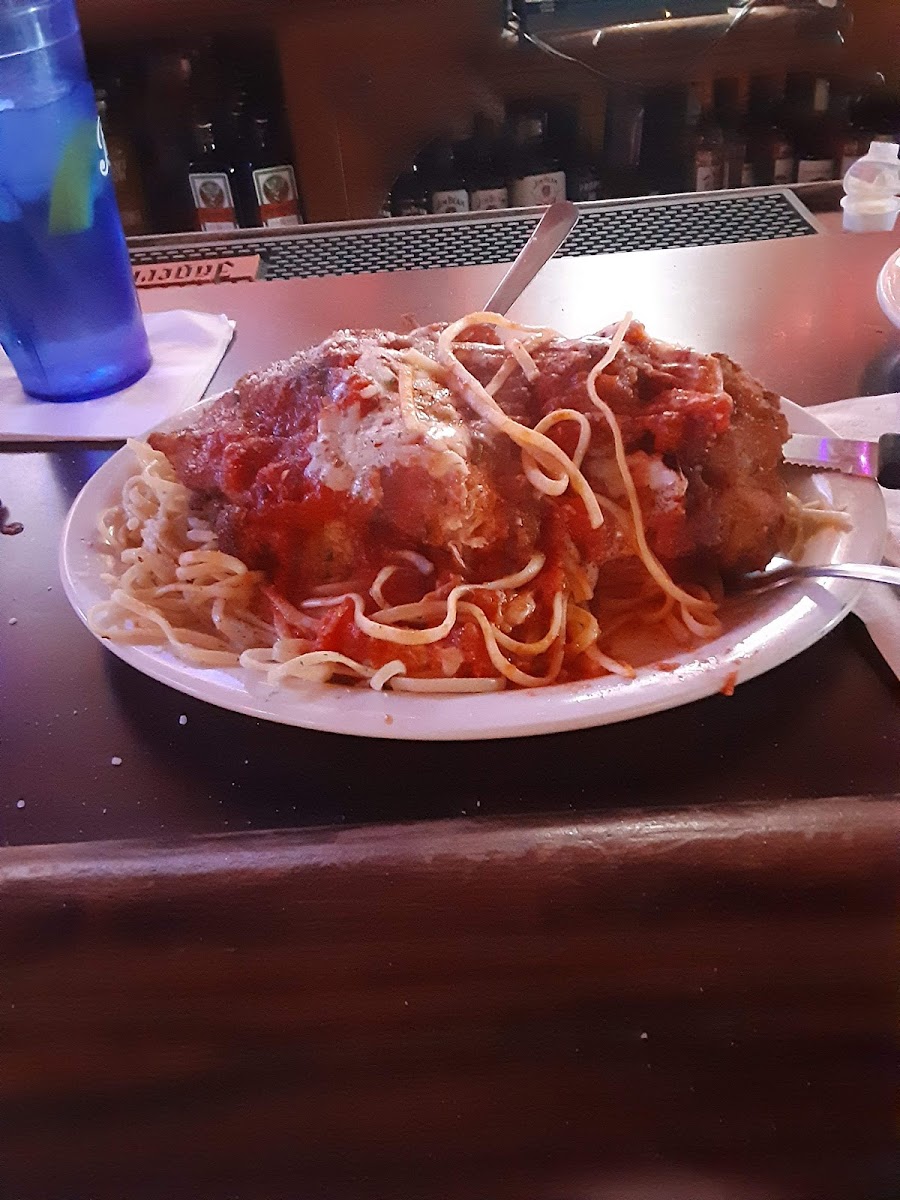 Spuddy's Tavern - Photo 7