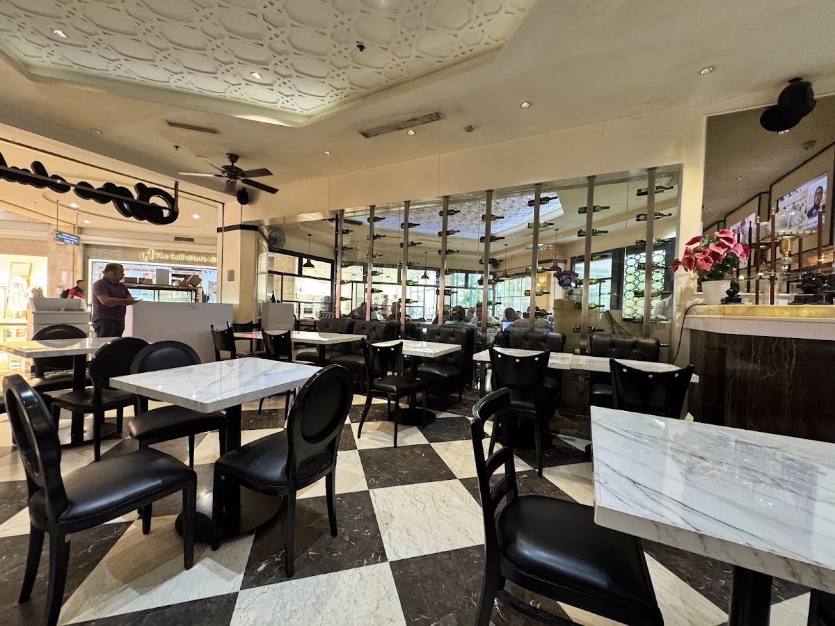 Coffee Club Plaza Senayan - Photo 2
