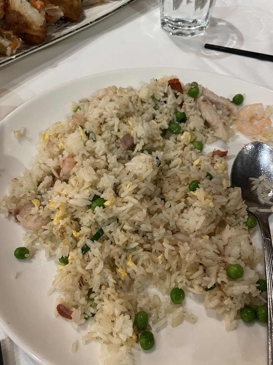 Shun Hin Chinese Restaurant - Photo 8