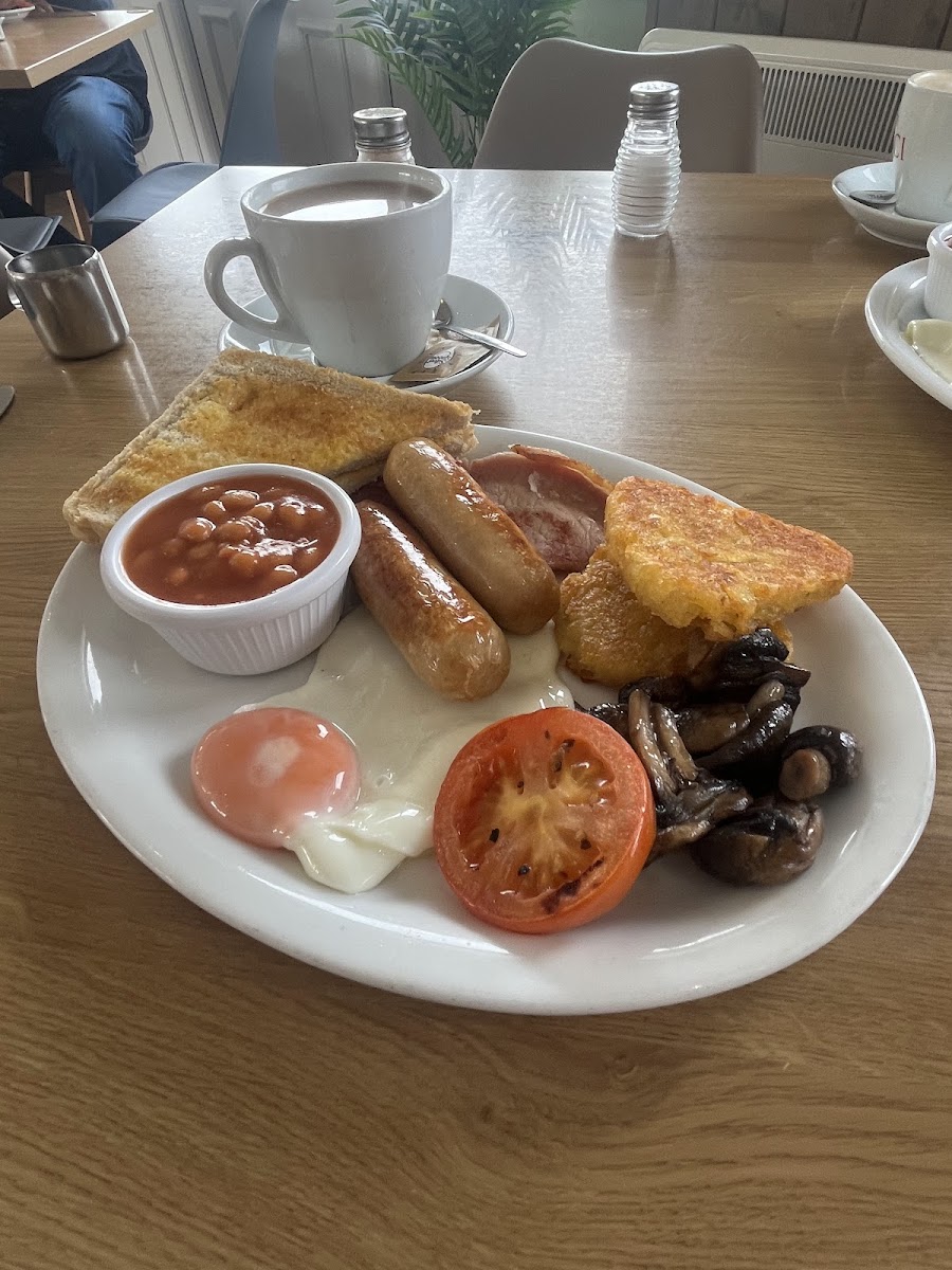 Pier Cafe - Photo 3
