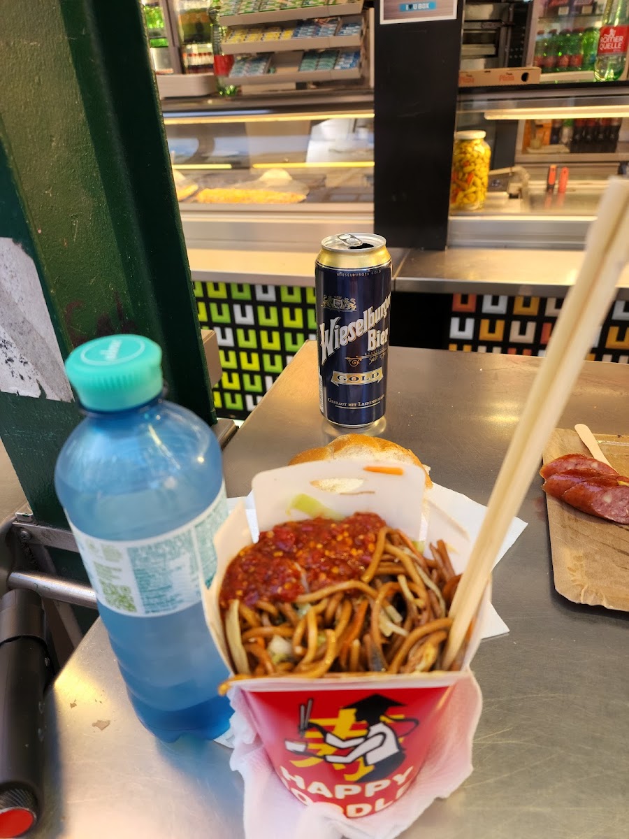UBOX Quality Fast Food - Photo 6