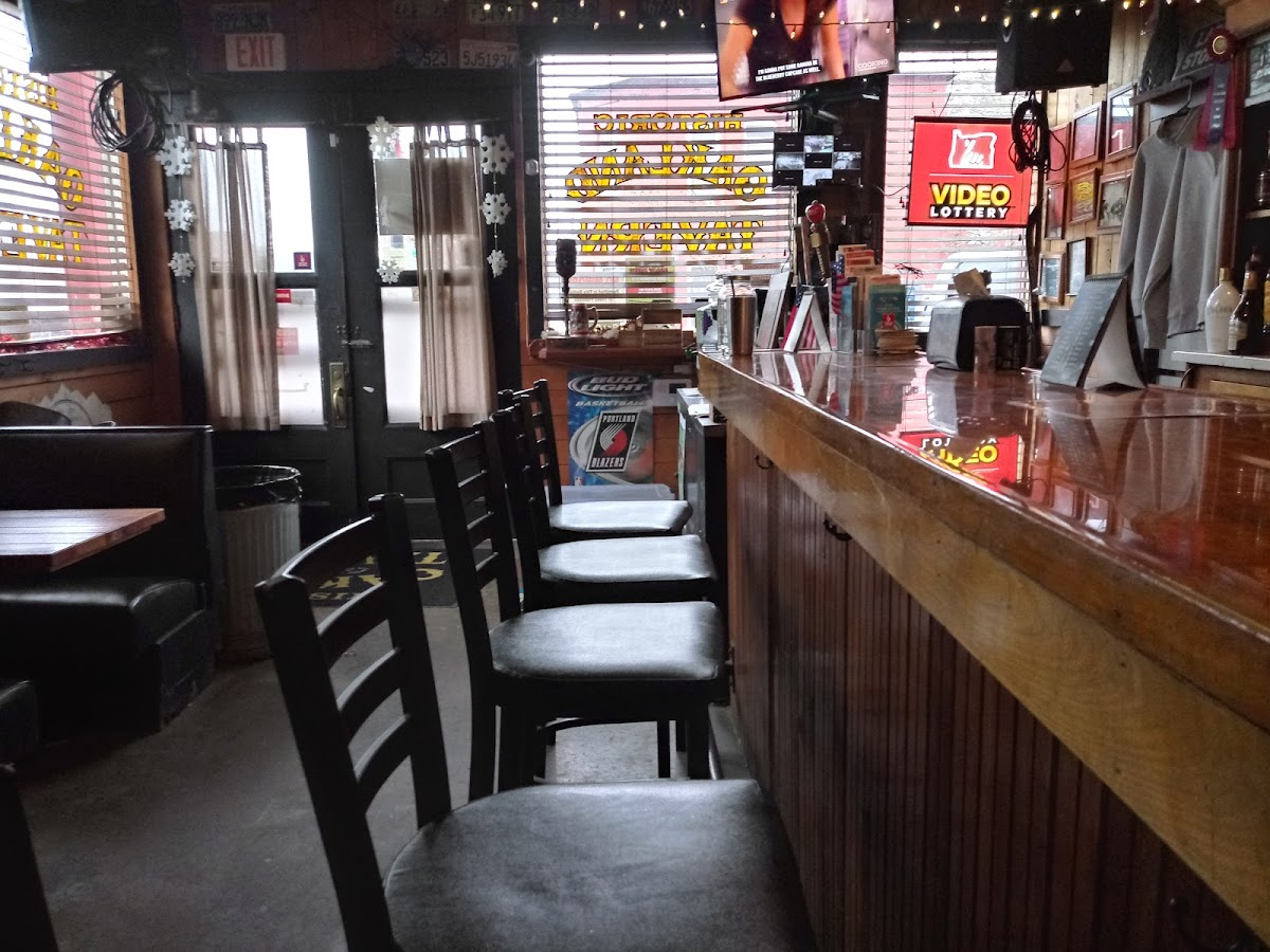 Oakland Tavern - Photo 9