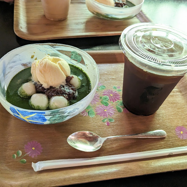 クリーム白玉宇治金時とアイスコーヒー