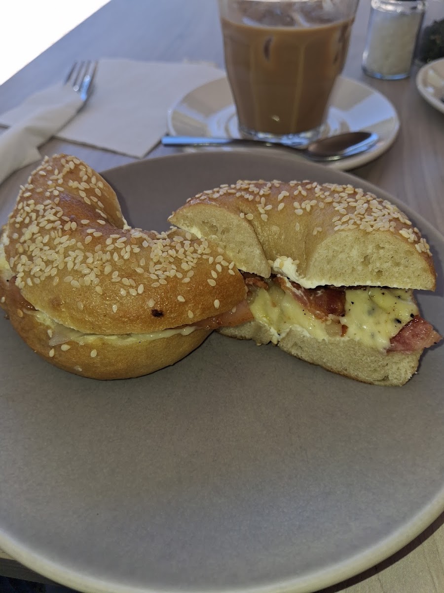 Unbound Coffee & Bagels - Photo 6