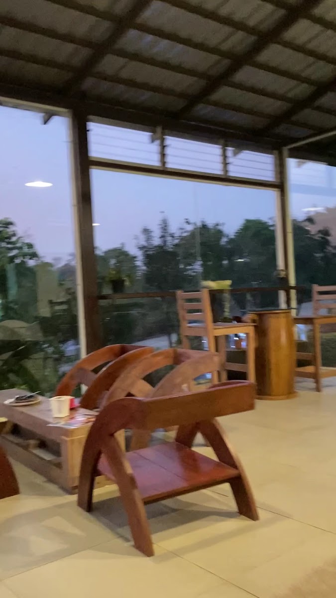 Alpha the cafe - Photo 1