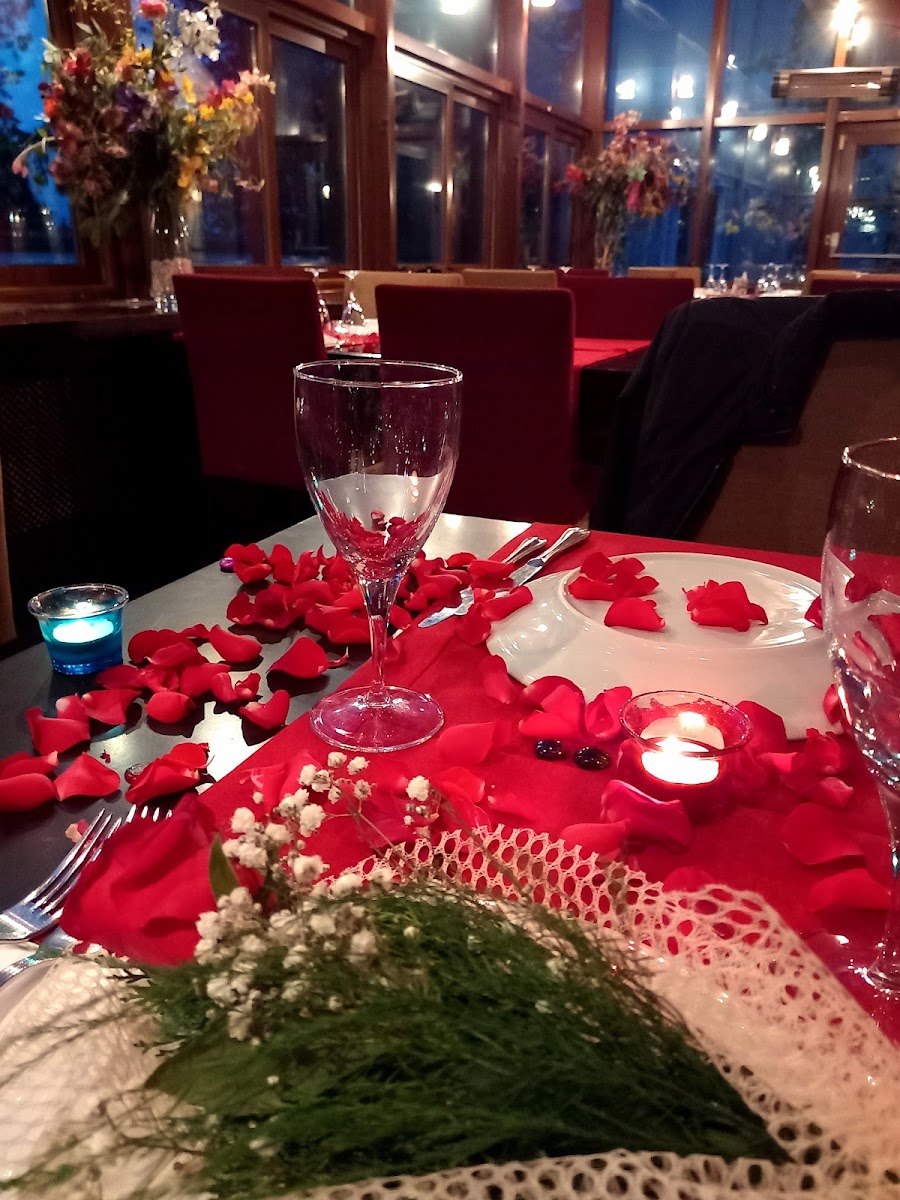 Fige Restaurant - Photo 3