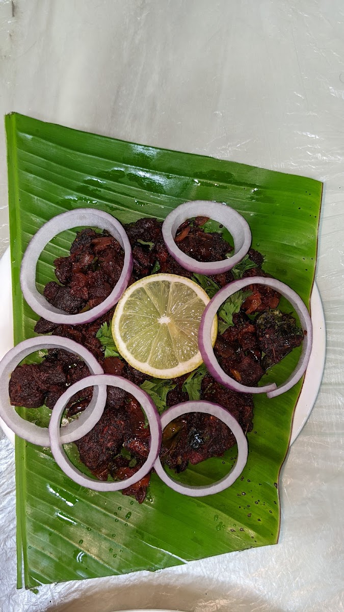 ADUKKALA FAMILY RESTAURANT - Photo 9