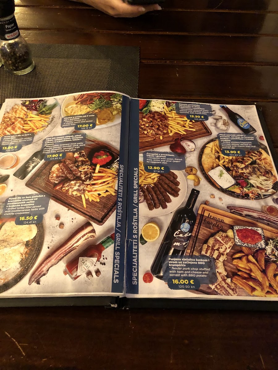 Menu Photo 9