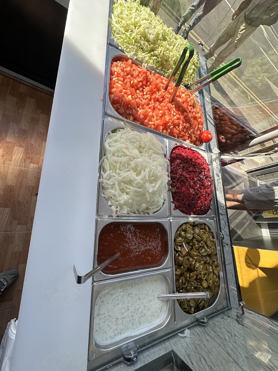London Road Shawarma - Photo 1