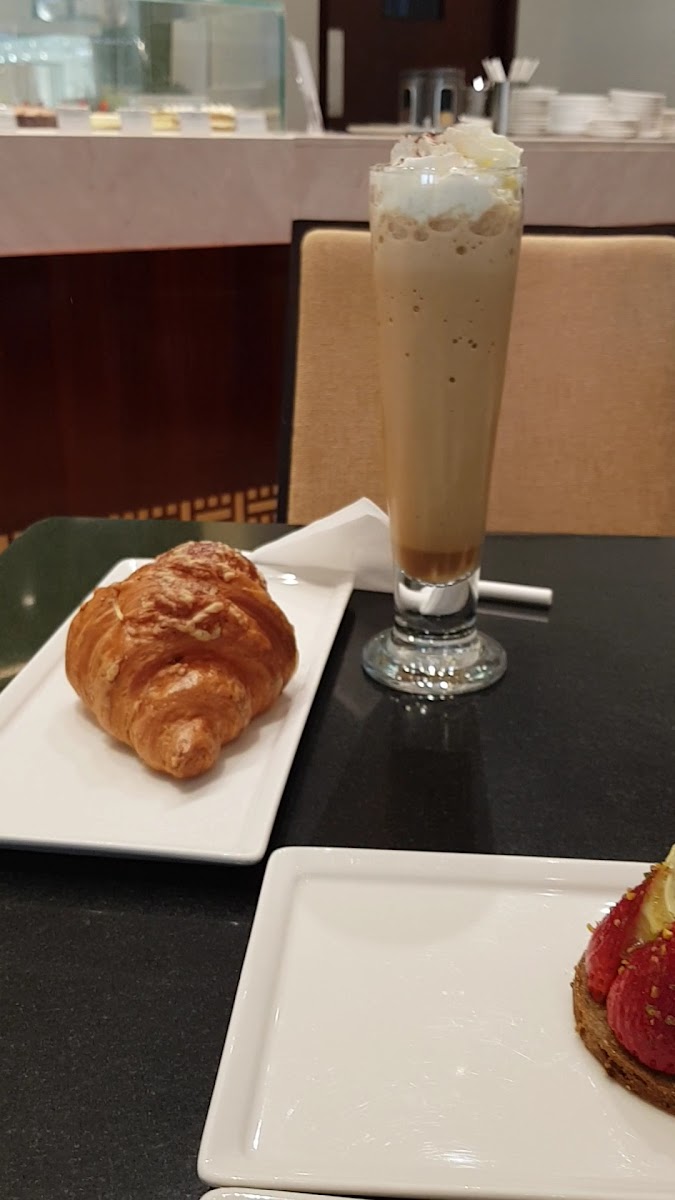 Cafe Bateel - Mirdif City Centre, Dubai - Photo 1