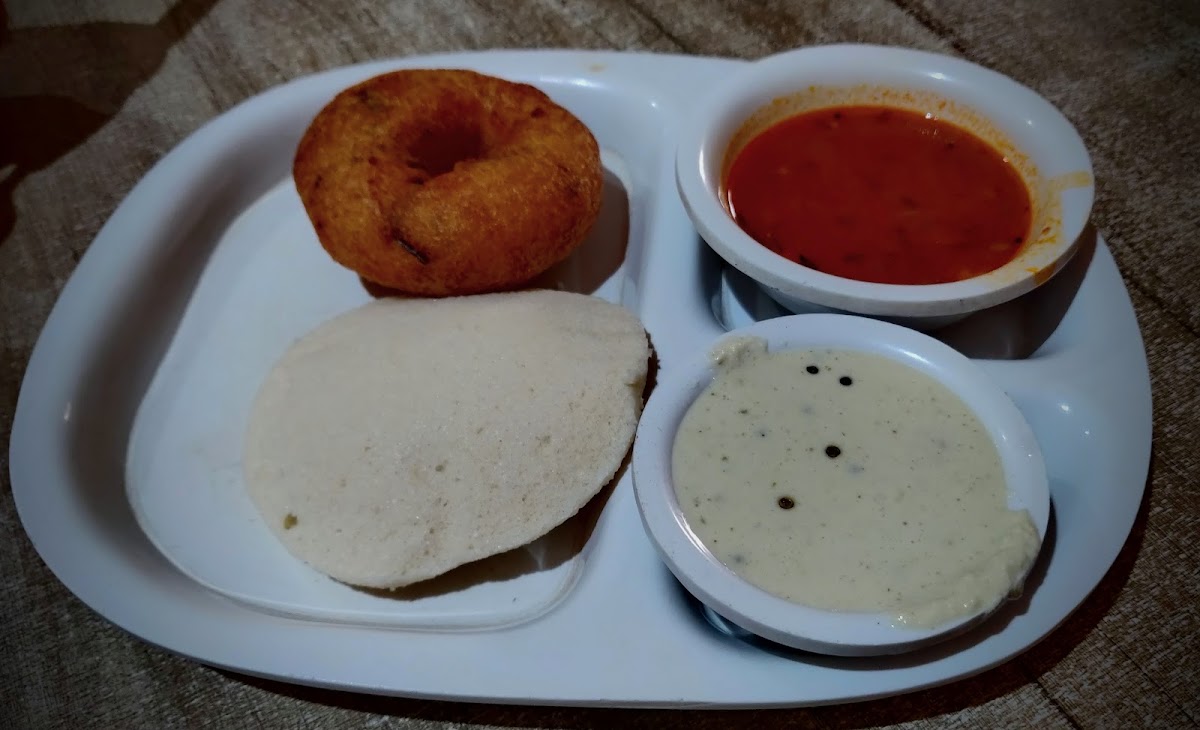 Kamat Pure Vegetarian Restaurant - Photo 8