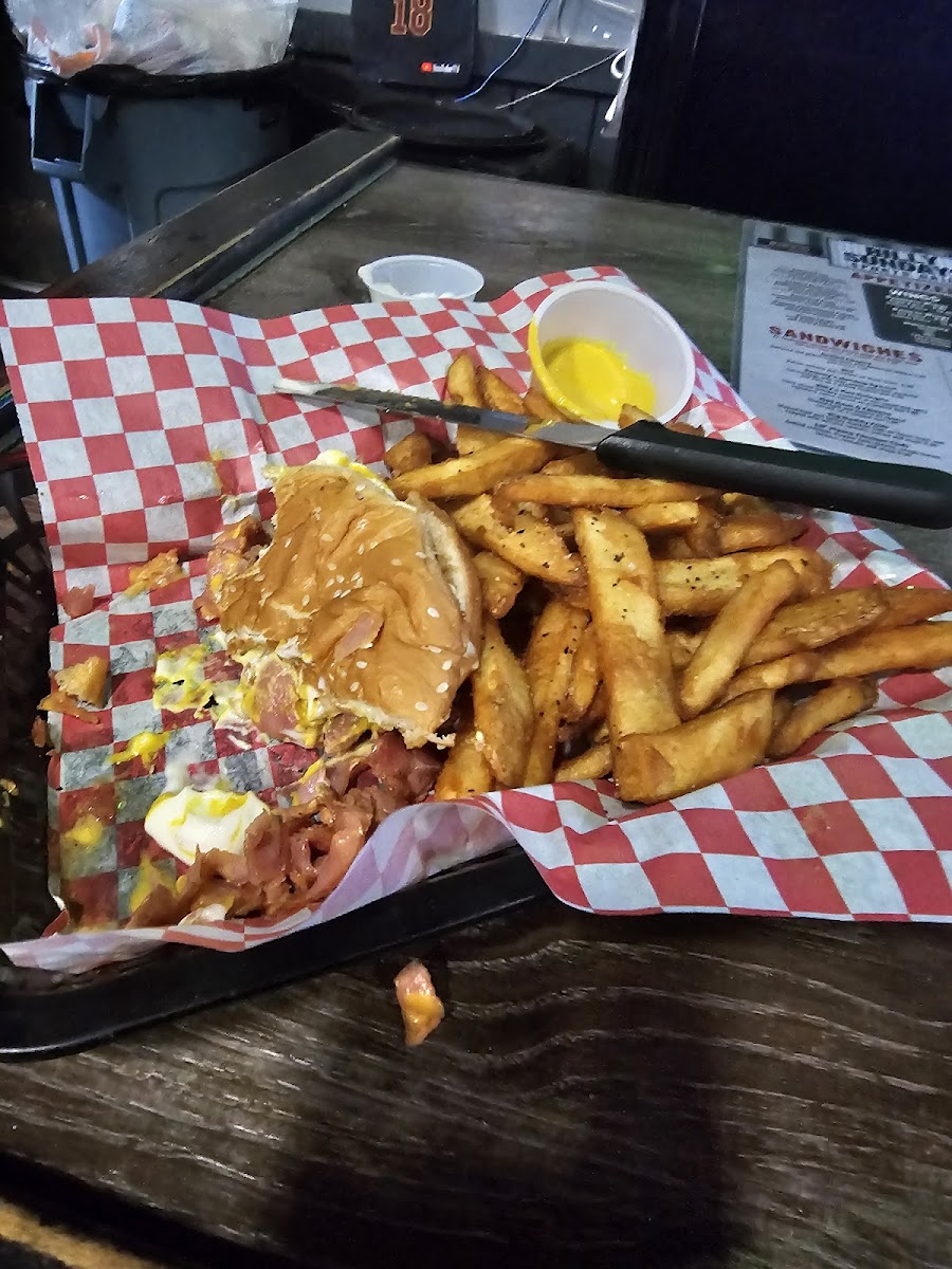 Billy Sunday's Sports Grill - Photo 1