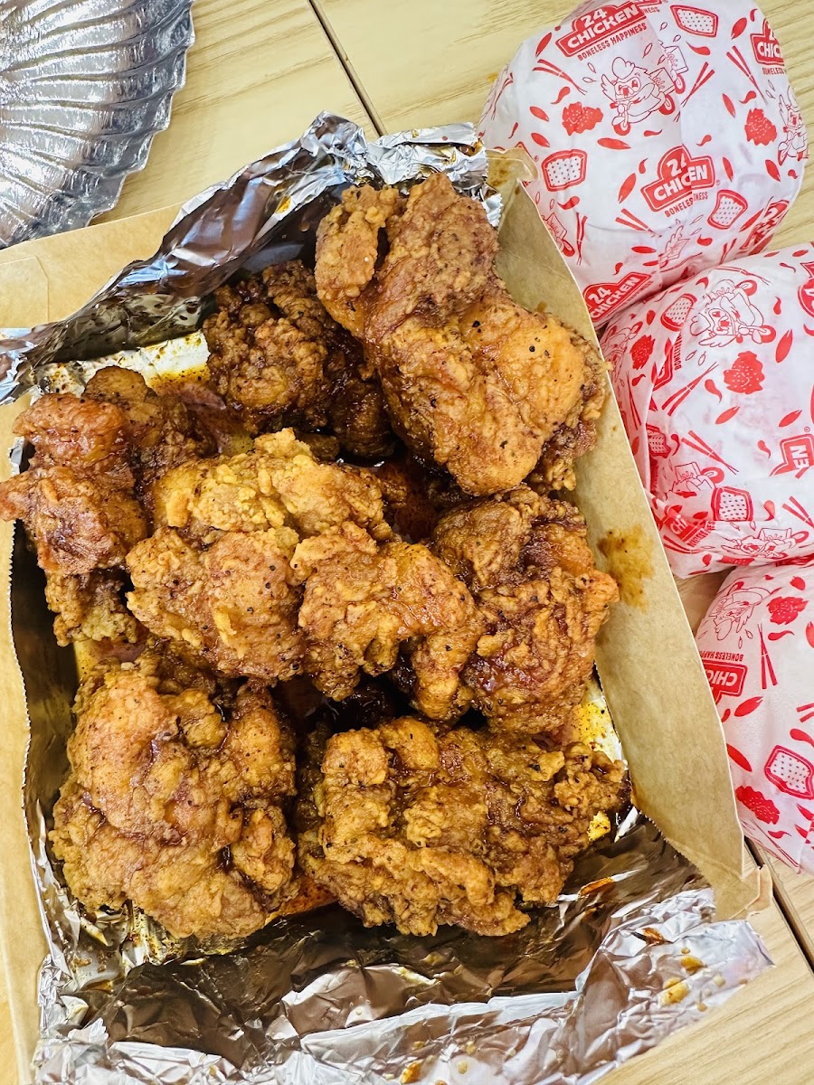 24 Chicken Lipa Town Center - Photo 5