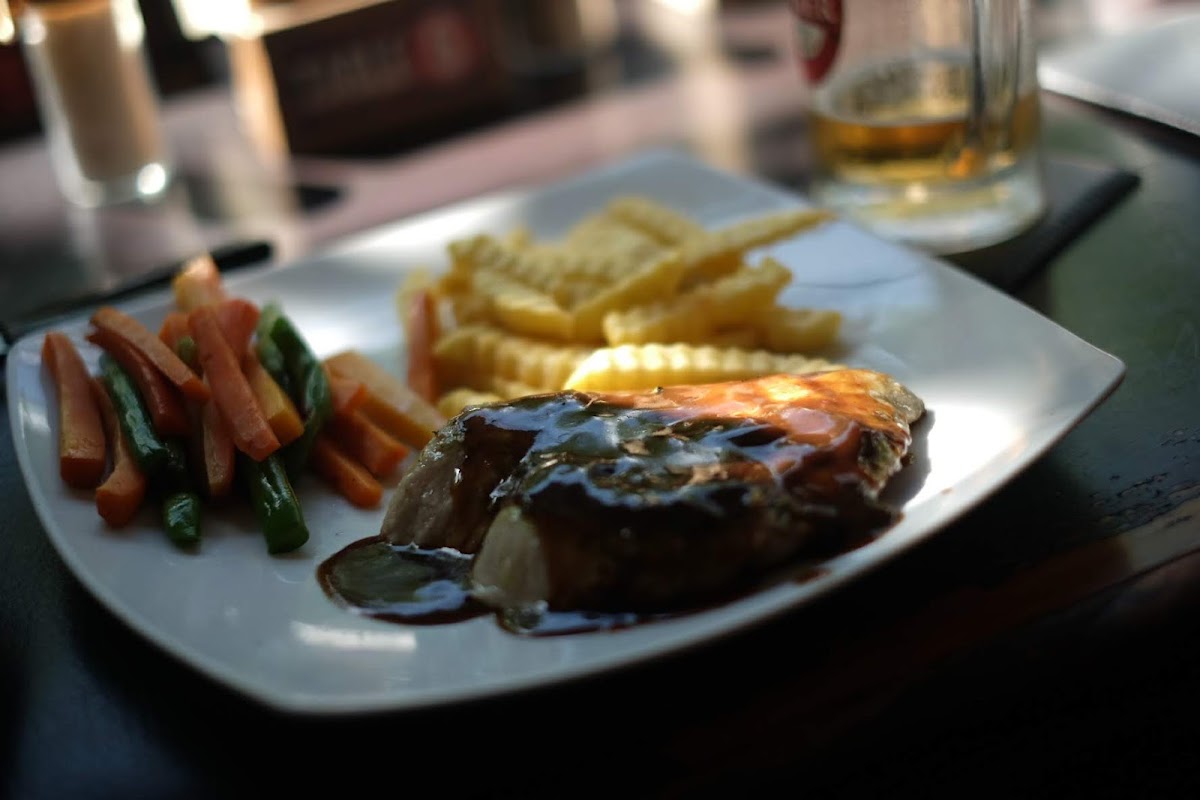 Warung Totemo - Photo 8