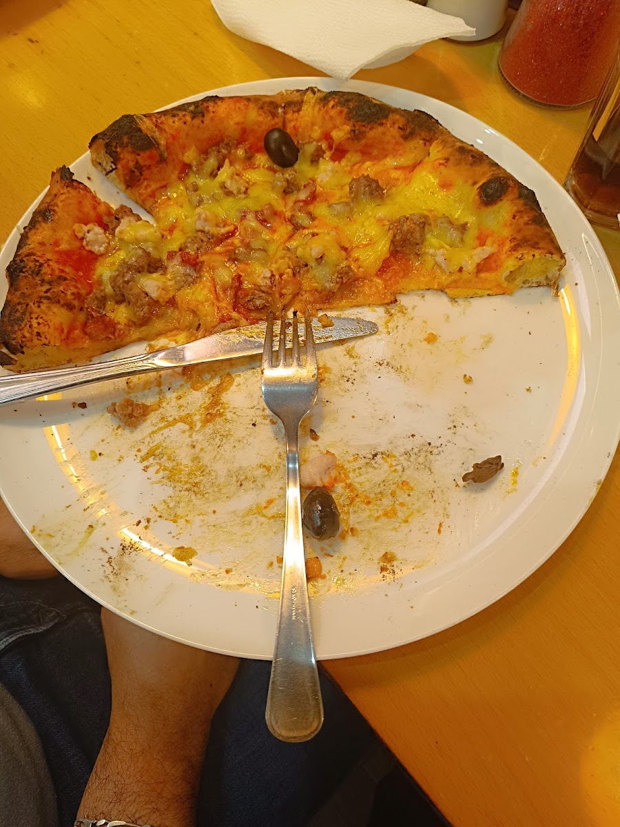 Gino's Restaurant - Photo 5