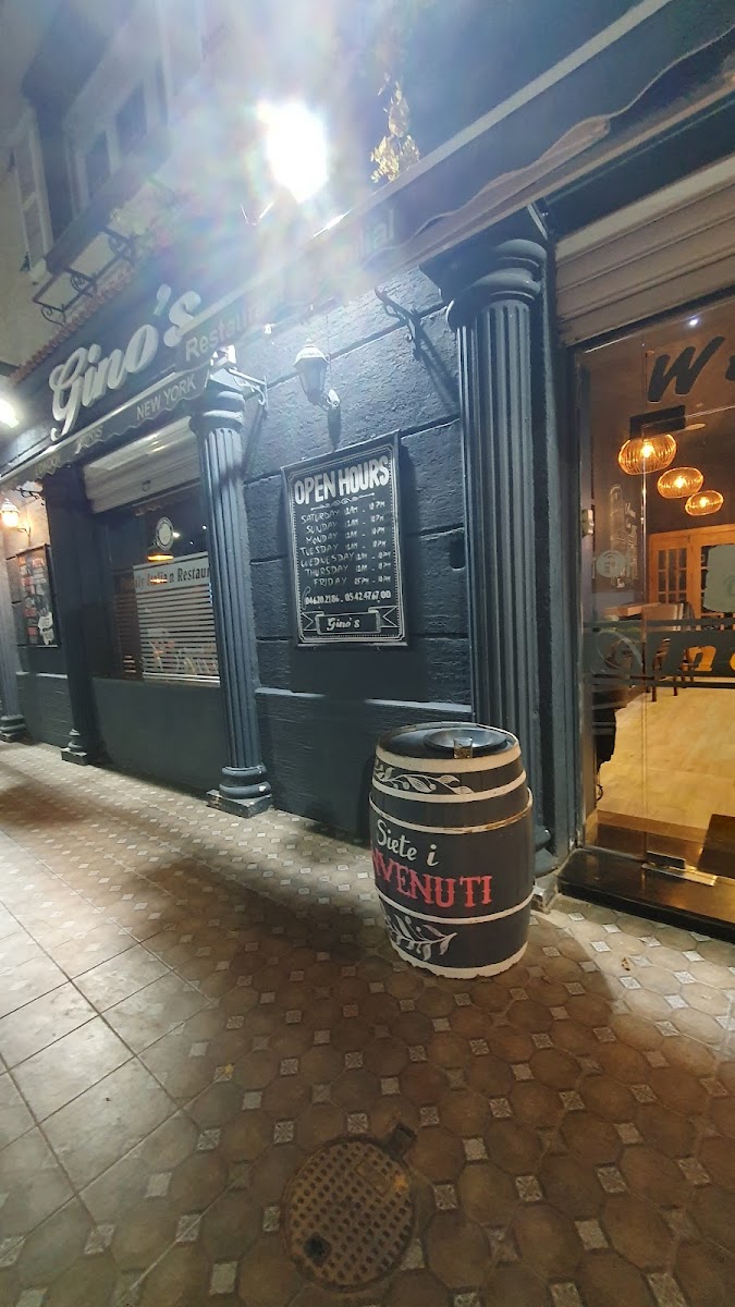 Gino's Restaurant - Photo 6