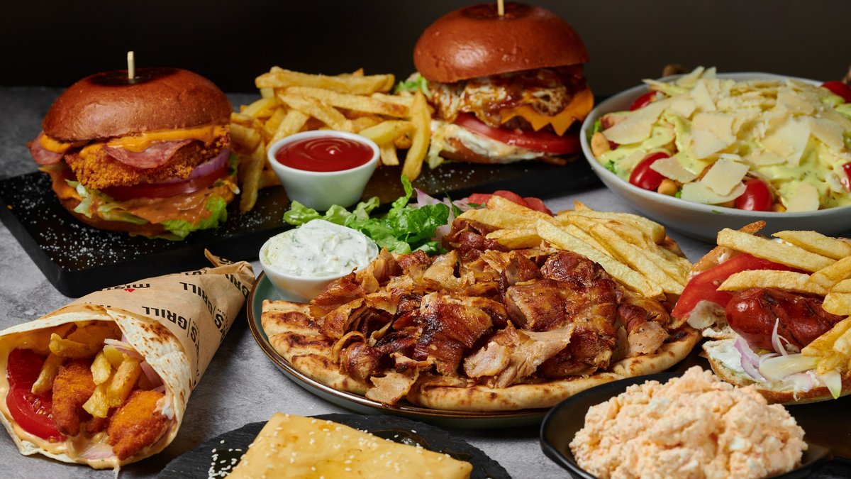 Mister’s Grill - Photo 3