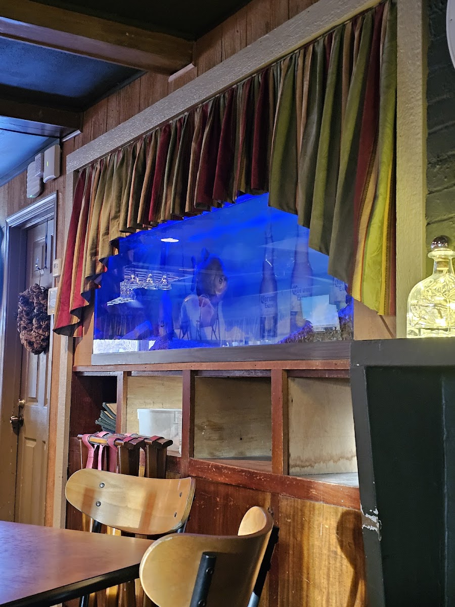 Meadows Restaurant - Photo 3