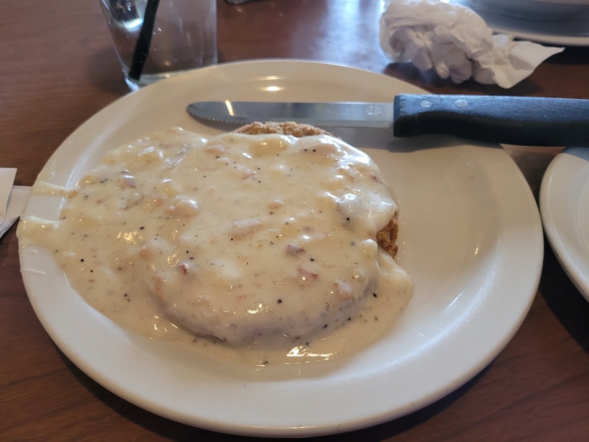 Meadows Restaurant - Photo 7