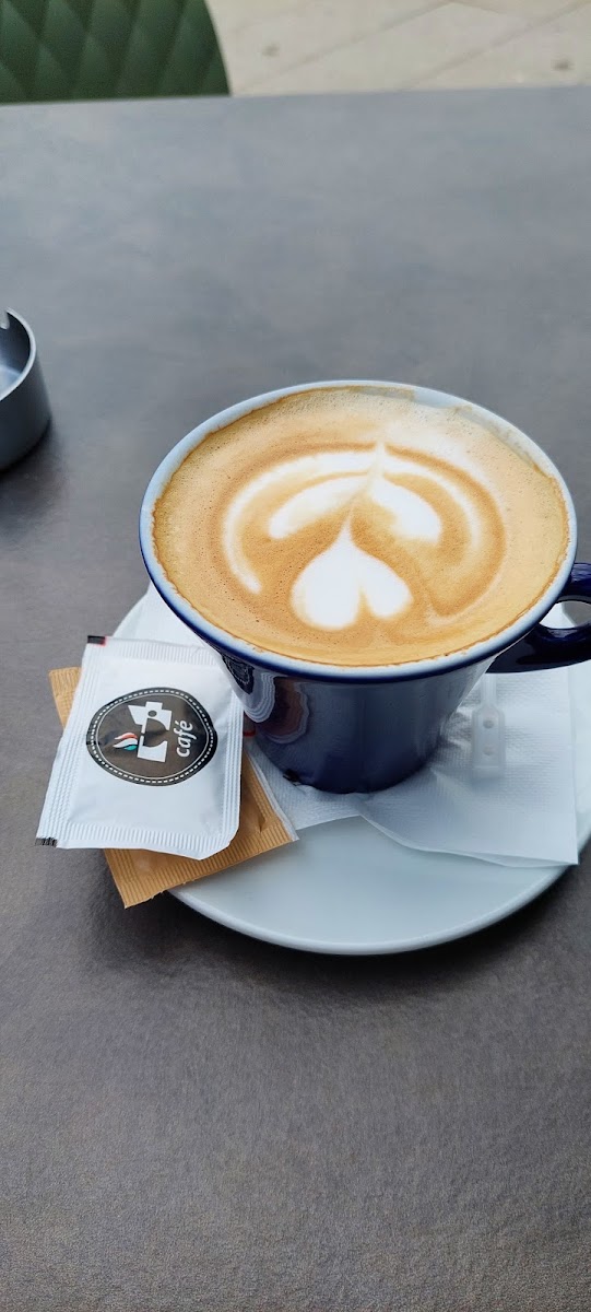 IT Café - Photo 6