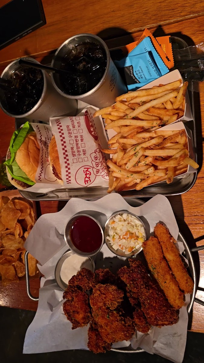 Bas Burger Yeoksam Branch - Photo 1