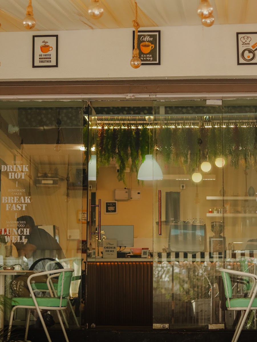 Cafe Deccan Brews Best Cafe In PCMC
