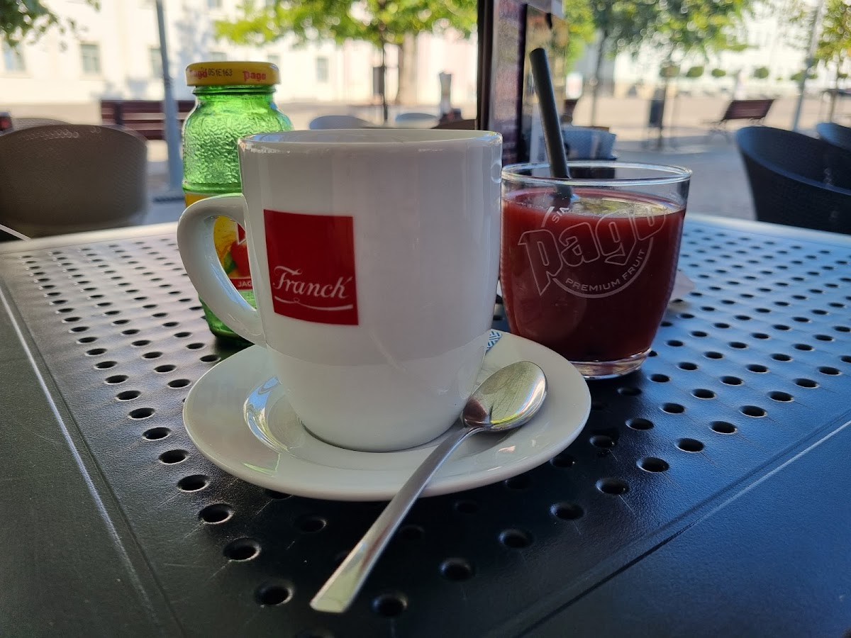 Caffe Akademija - Photo 1