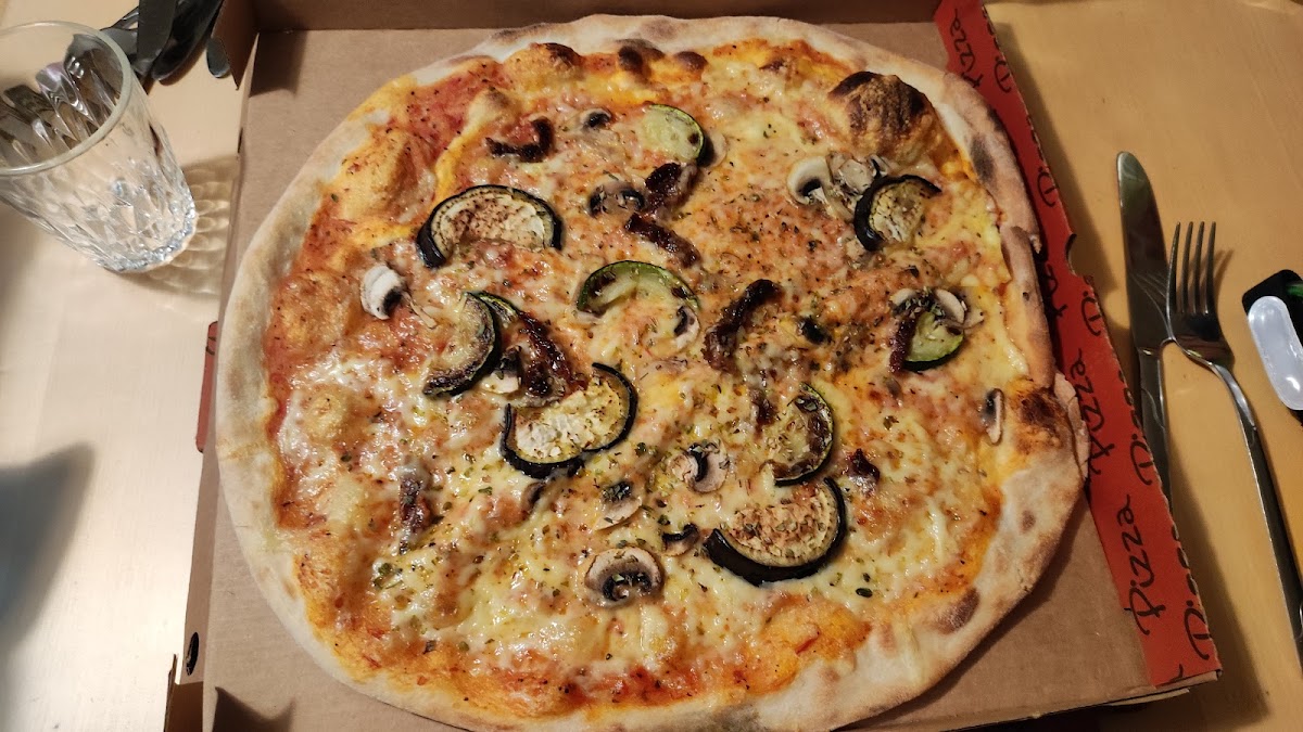 Pizzeria Tre Kronor - Photo 4